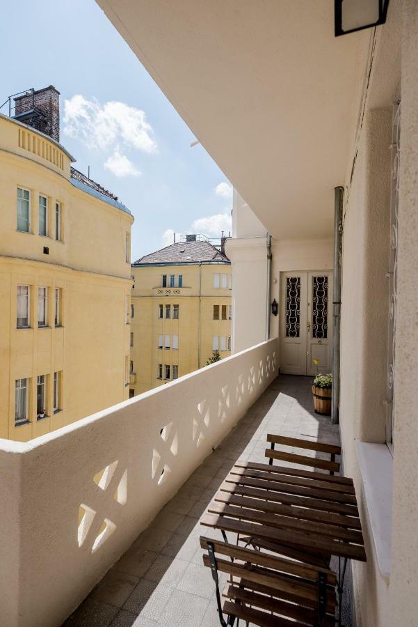 Gellert Family * Budapest
